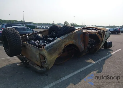 2001 Ford F250 Lariat/Xl/Xlt from USA, damaged, VIN 1FTNW21L61EB55794